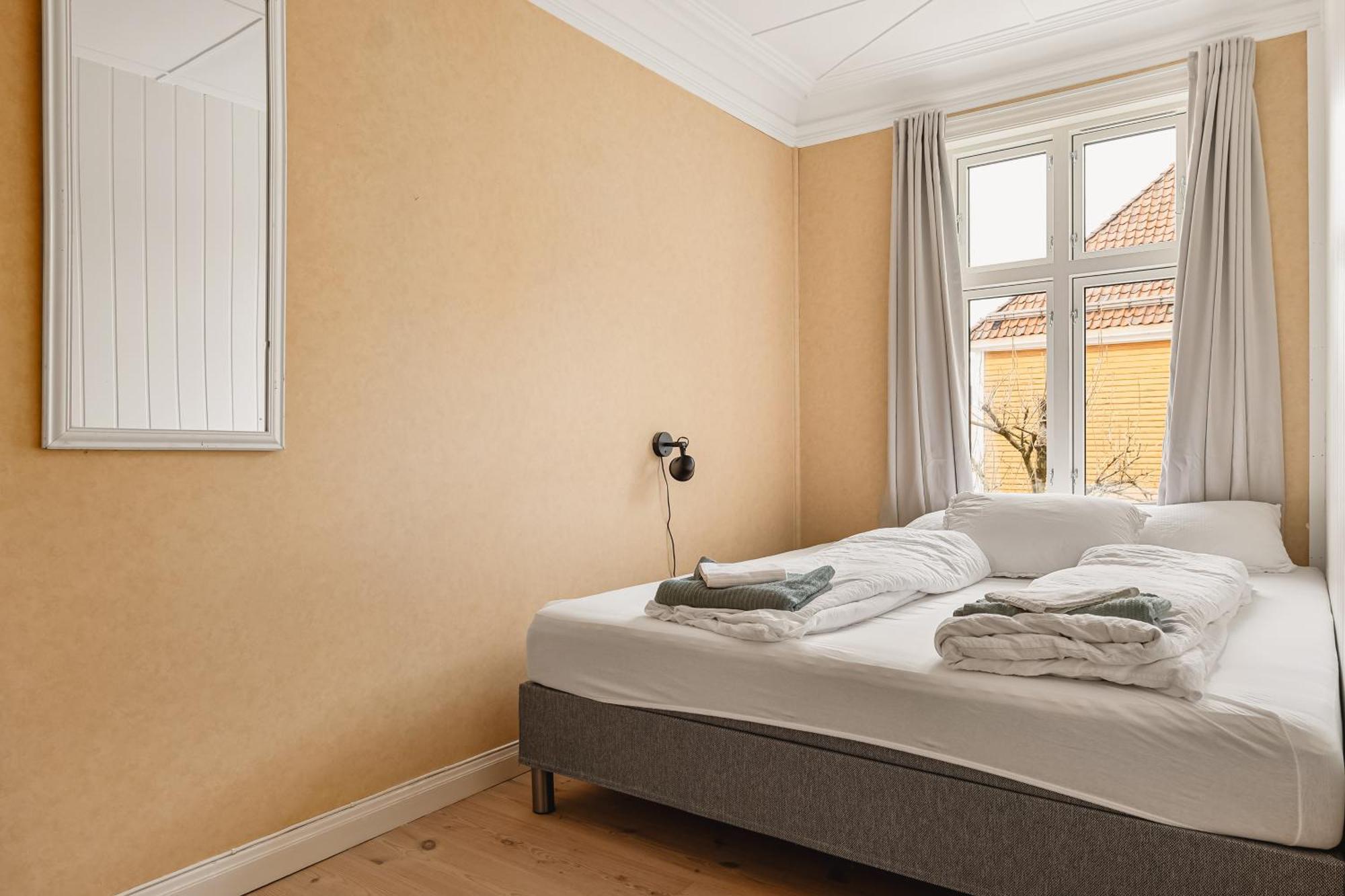 Spacious! 2024 Renovated! 4 Bedrooms! Bergen Esterno foto